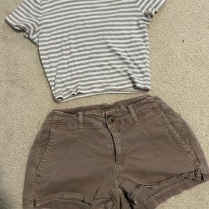 American Eagle Outfitters Tan Super Stretch Shorts + Hollister Tee bundle